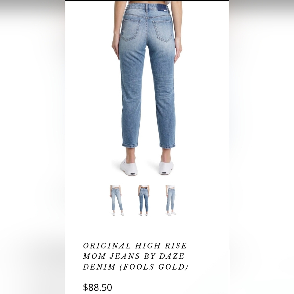 Daze High Waist Mom Jeans Sz 31. Slightly Distressed.